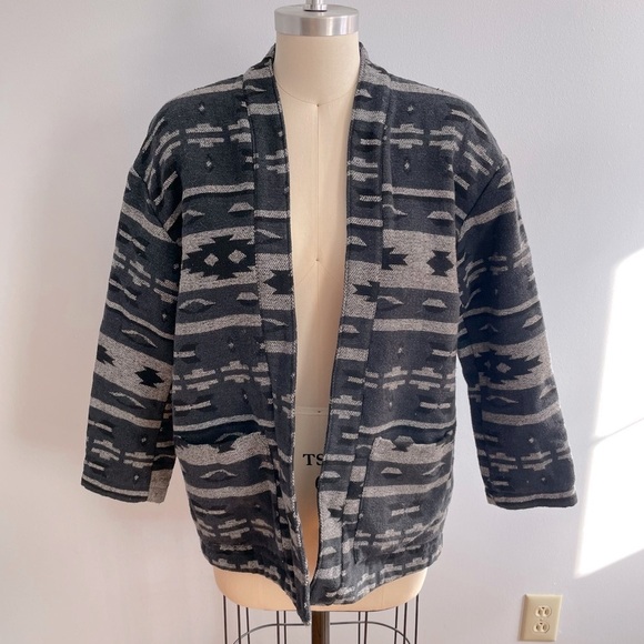 Forever 21 Southwestern Aztec Print Cardigan Open Front Sweater- Size Medium - Picture 1 of 7